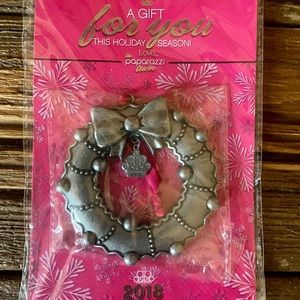Christmas Wreath Ornament by Paparazzi